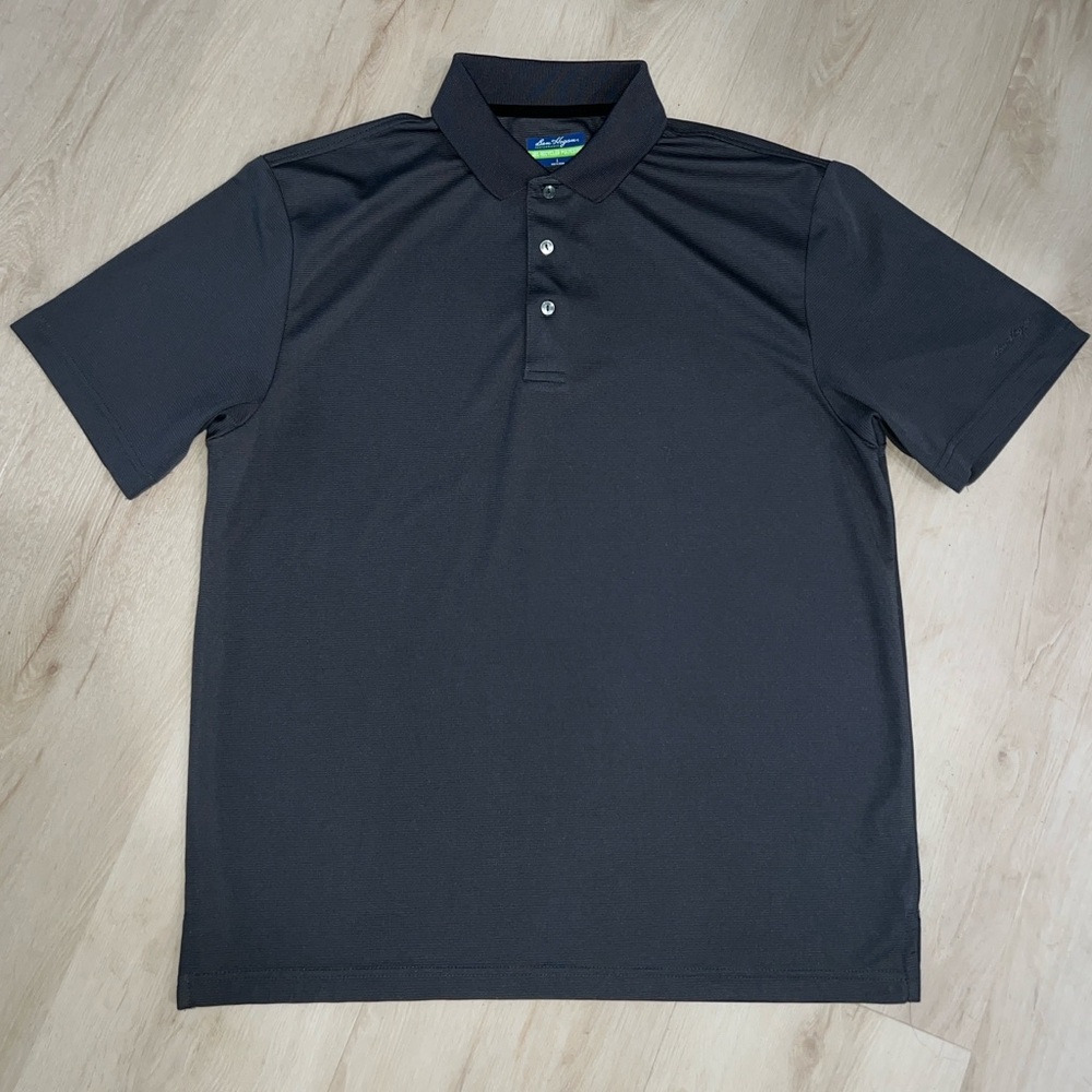 Men’s Size Large performance Polo
